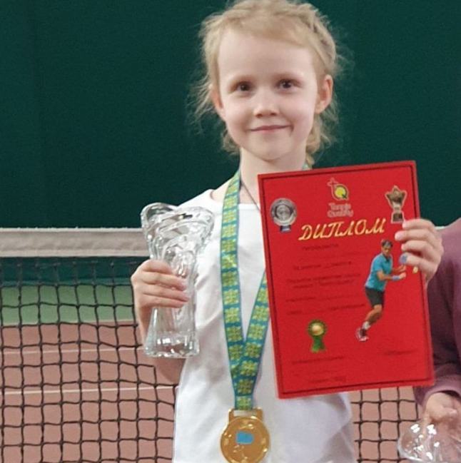 Ника Беспалова 29.04.2023 г. заняла 1 место среди девочек в турнире "Красный мяч" по большому теннису, организованному теннисным клубом "Tennis Quality"