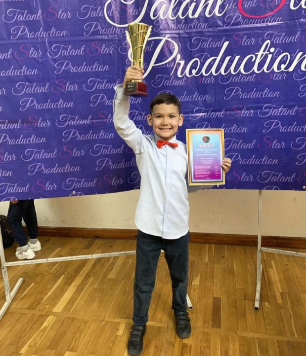 Ученик 1 «В» класса в Международном конкурсно-фестивальном проекте «Super Talent» выиграл гран-при.